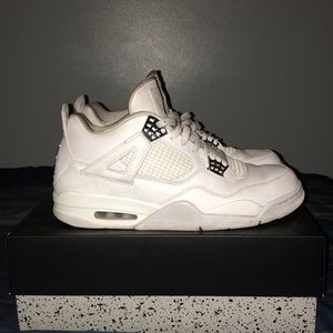 Air Jordan 4 Pure Money